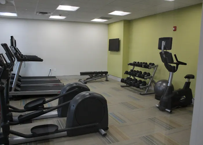 Holiday Inn Express & Suites - Milledgeville, An Ihg Hotel