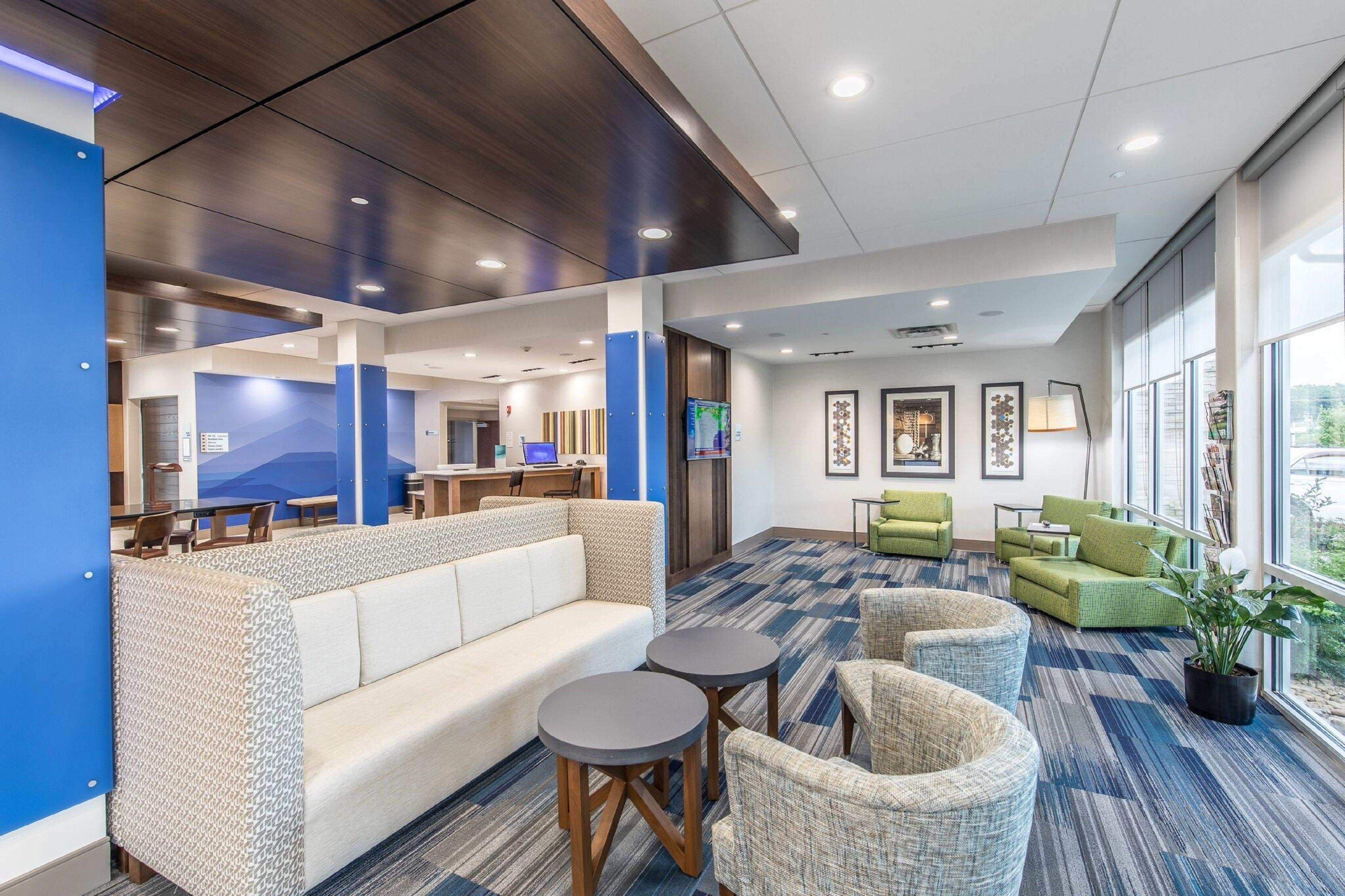 Holiday Express & - Milledgeville, An Ihg
